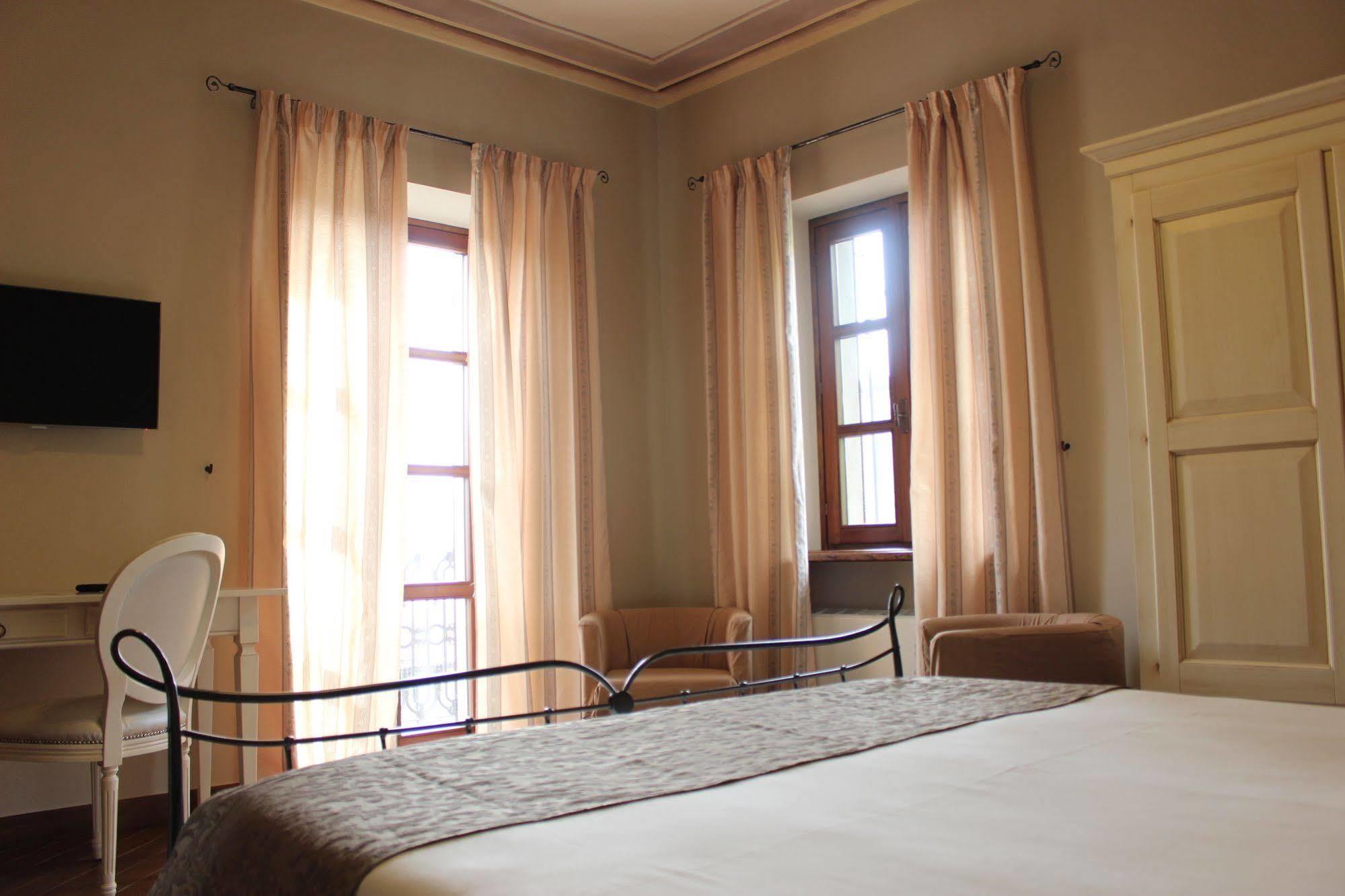 Dimora Cortese Castagnole delle Lanze Extérieur photo